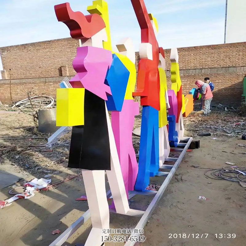 景區(qū)購物人雕塑觀賞型，公園小品，別墅不銹鋼購物人雕塑生產(chǎn)商