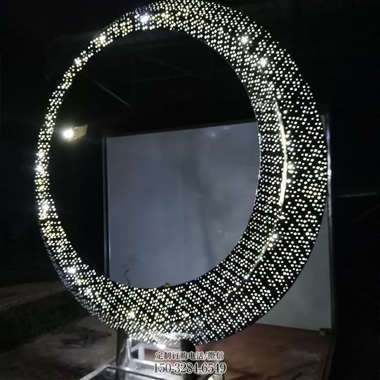 圓環(huán)雕塑定制，小區(qū)雕塑，建筑不銹鋼圓環(huán)雕塑提供